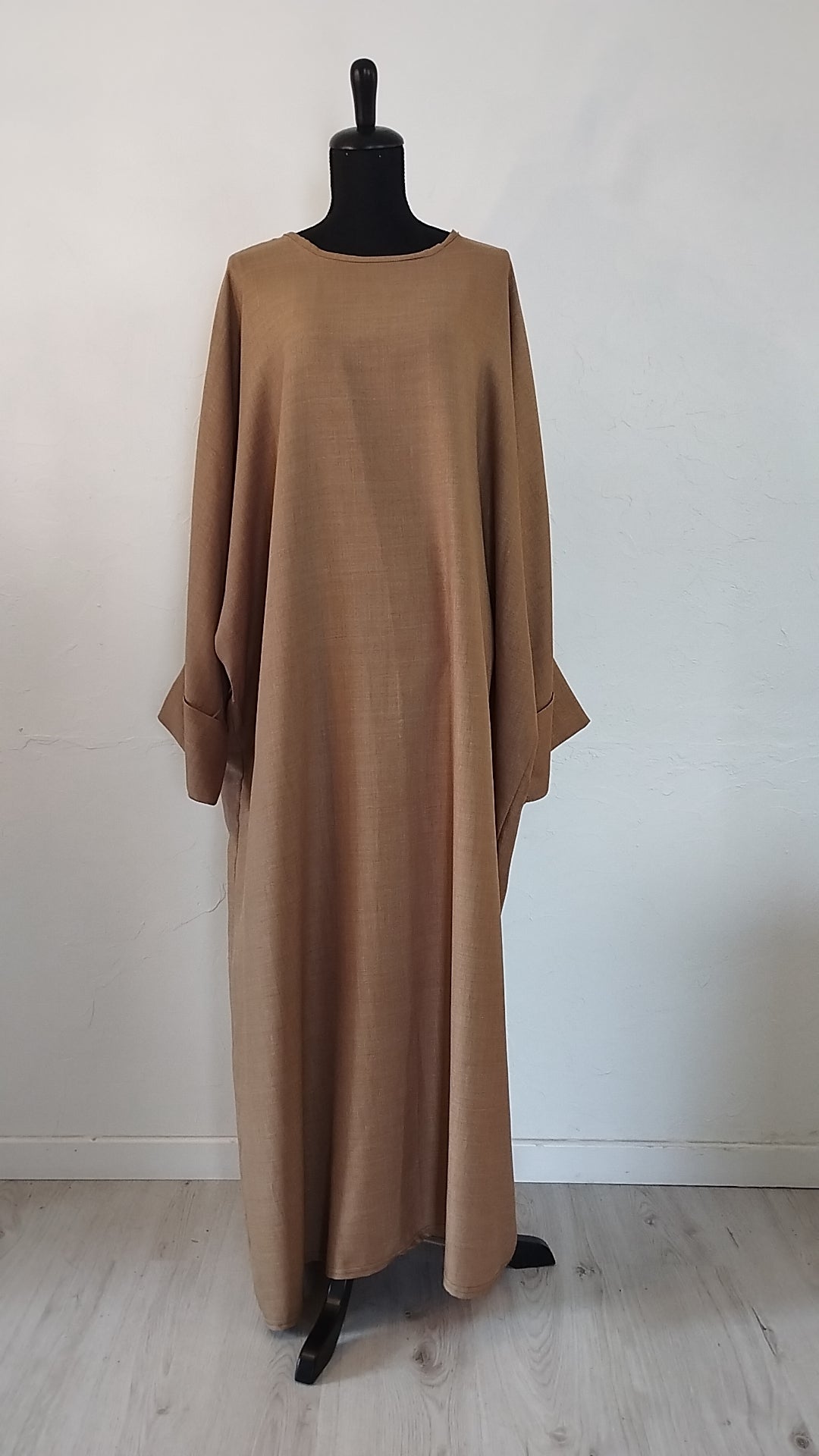 Abaya camel